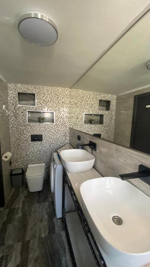 Luxury Apartments Near Bacvice Beach Split Buitenkant foto